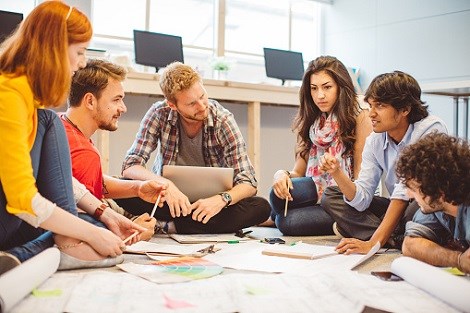 Communicative Language Teaching (CLT)